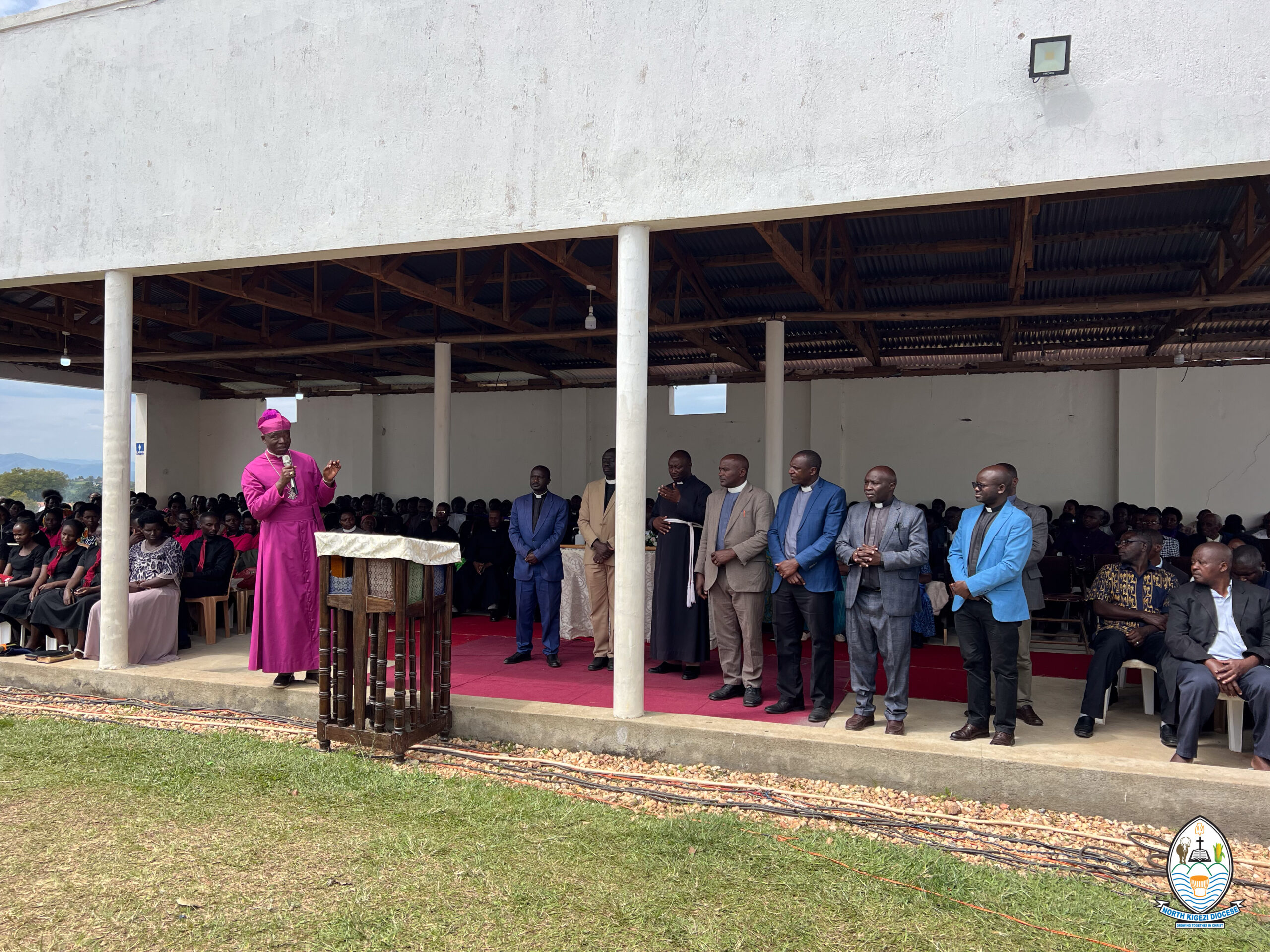 You are currently viewing Christians Urged to Focus on Prayer and Work With Faith